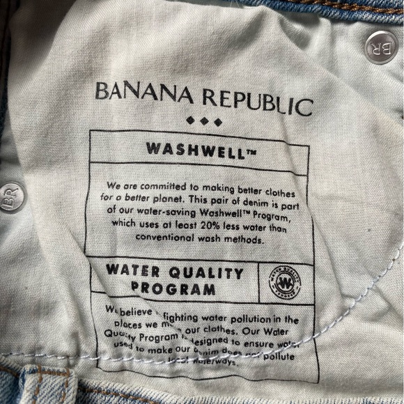 Banana Republic Light Wash Cropped Bootcut Jeans Size 26 - Picture 10 of 11